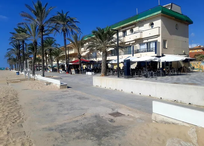 Apartamento En Segunda Linea De Mar, Wifi&A.C