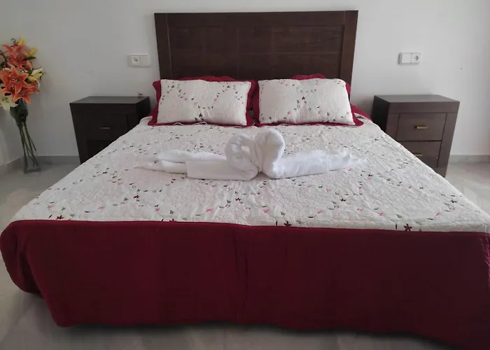 2 Bedrooms Sea View Apartment In Calahonda