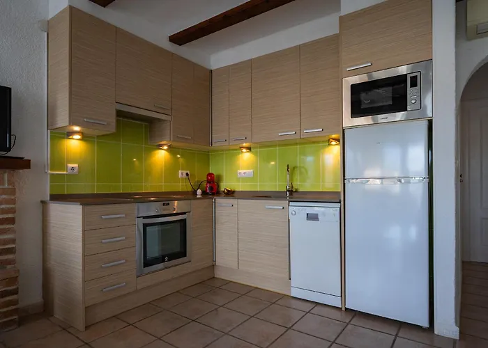 Beach & Mountain Retreat Los Almendros