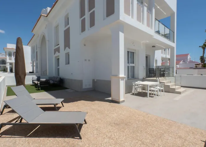 Helgafell Superior Courtyard Suite