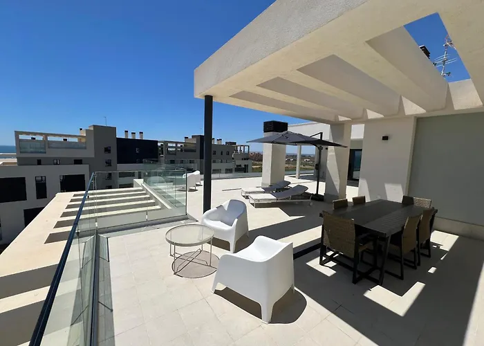 New Penthouse With Sunny Beach View