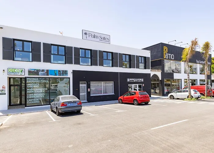 Palm Suites
