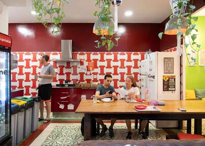 Home Youth Hostel By Feetup Hostels