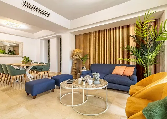 Stunning Tropical Oasis 3Br, Pool And Water Views