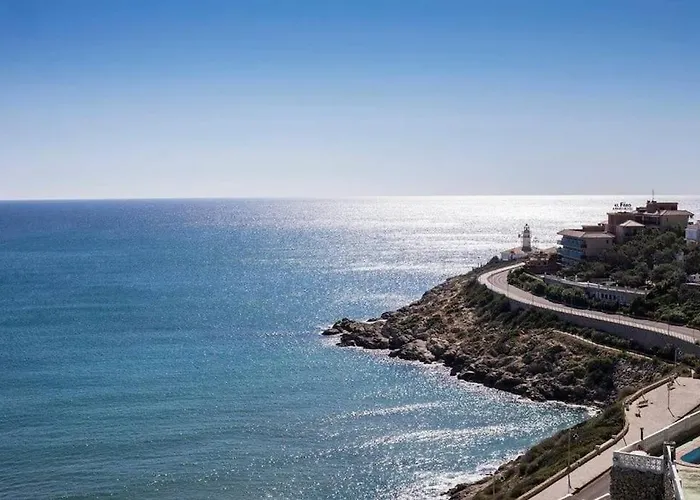 Vacaciones con el Mediterráneo a menos de 50 metros