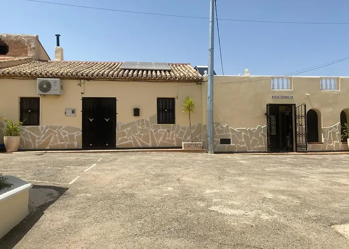 The Courtyard Studio Apartments