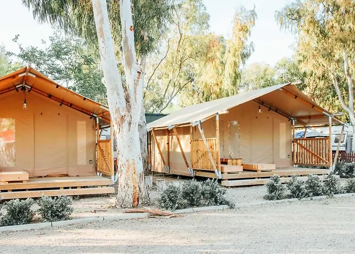 Camping Miramar Playa - Tienda Familiar