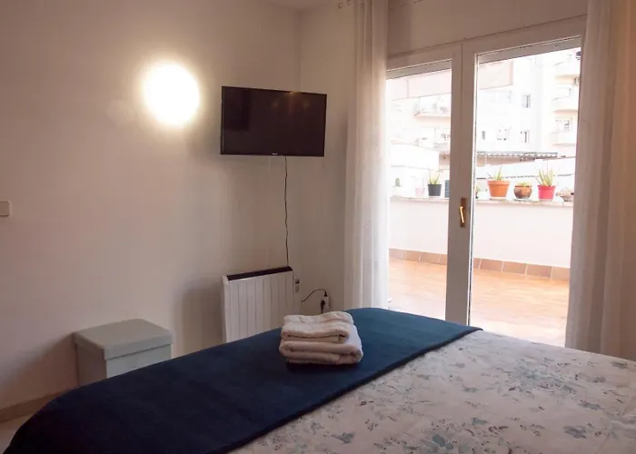 Comode Apartament Al Bell Mig De Girona