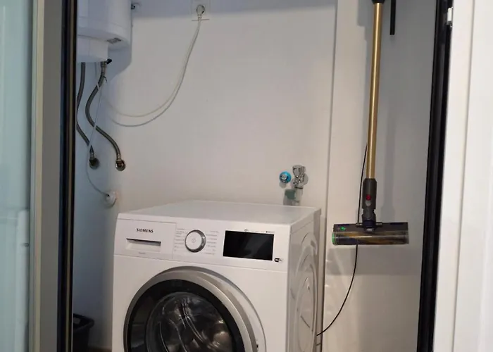 Green Simon, piso nuevo con piscina 2024