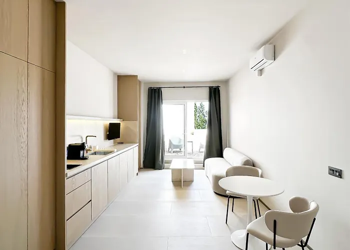 Casa Monti Sherry Suites