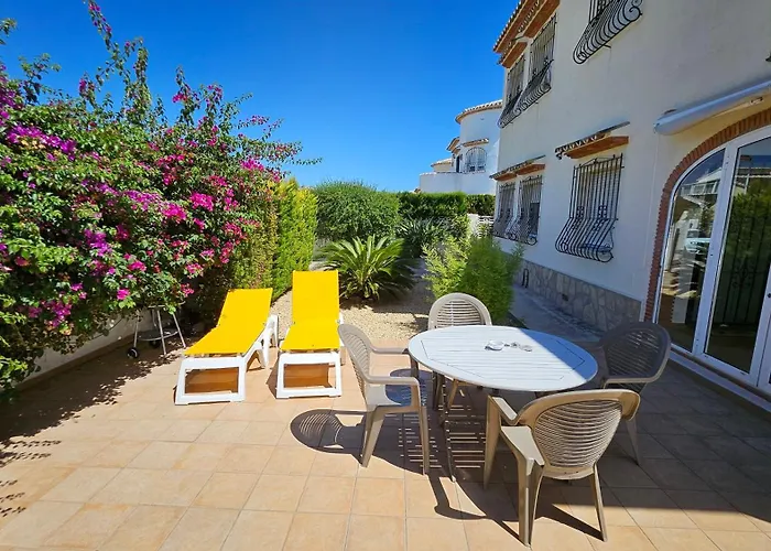 Mira Rosa Segaria - Els Poblets - 3 Double Bedroom