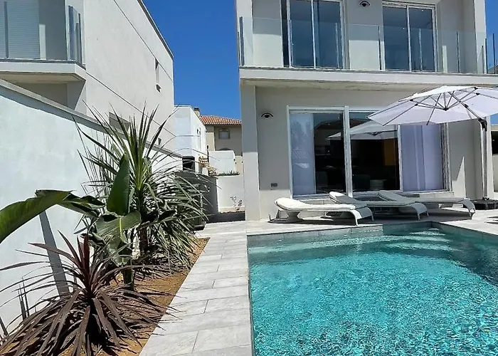Belle villa contemporaine piscine privée