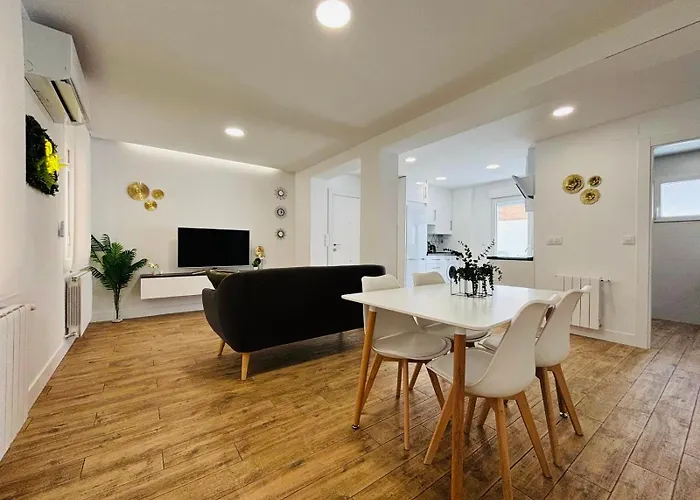 Gaude Apartamento de diseño con Patio