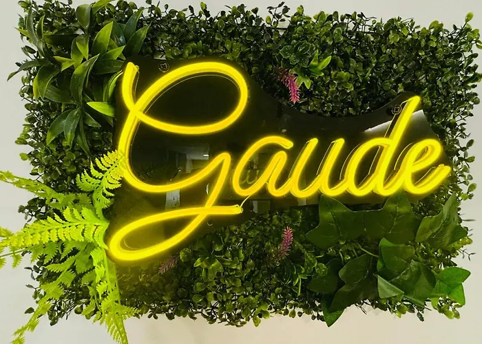 Gaude Apartamento de diseño con Patio