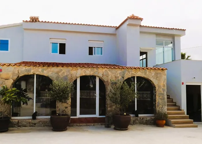 Open And Large 1 Bed Apartment