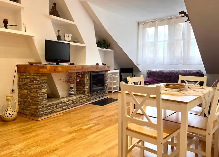 Apartamento Céntrico con Parking - L'Amfitriona