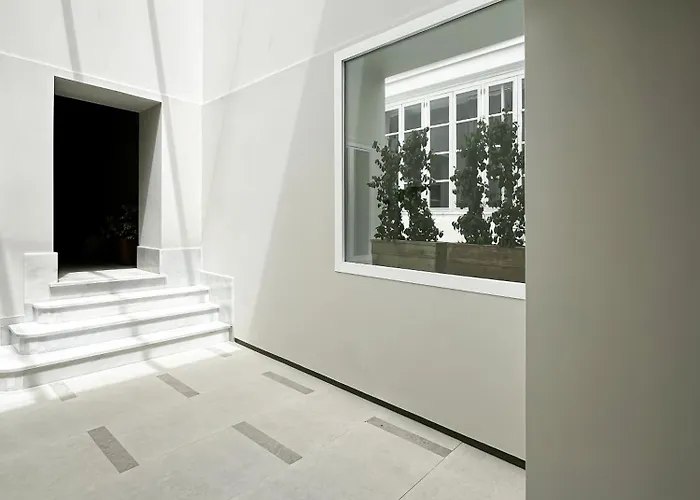 Casa Monti Sherry Suites