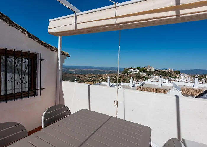 Casa Casares: Stylish Retreat with Pool and Terraces