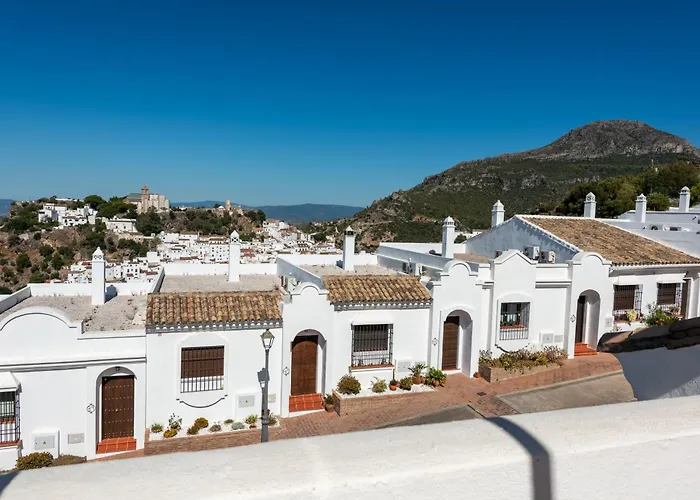Casa Casares: Stylish Retreat with Pool and Terraces