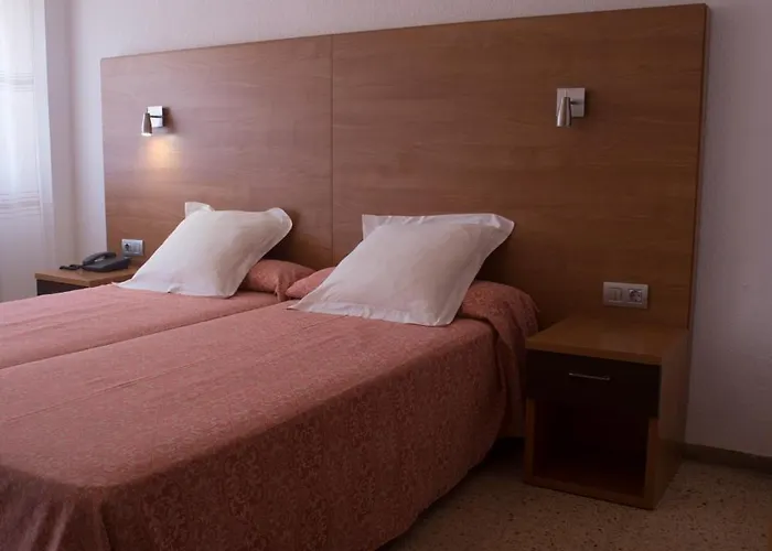Eco Avenida Hotel&Parking