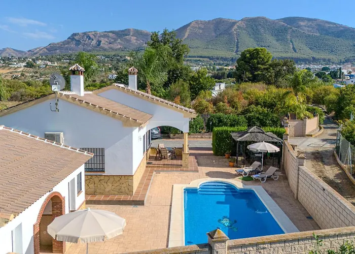 Casa Rural Típica Andaluza, WiFi,Piscina, Barbacoa, Aire Acondicionado, 5min Centros
