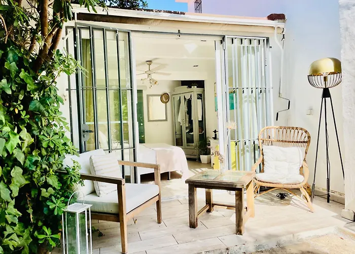 SuperHosts Suites Estepona