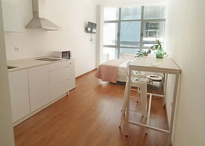 Moderno y lujoso Apartamento CASTELAR 2