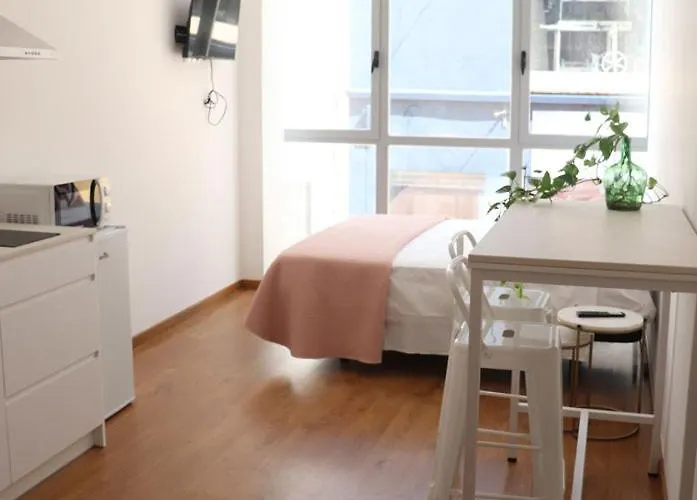 Moderno y lujoso Apartamento CASTELAR 2