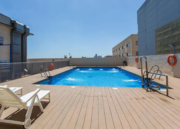 Áticos Lux Sevilla Piscina Parking