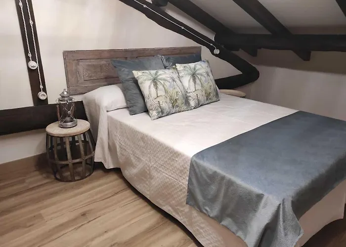 Apartamentos Bágoas de Mencía Peares Ribeira Sacra
