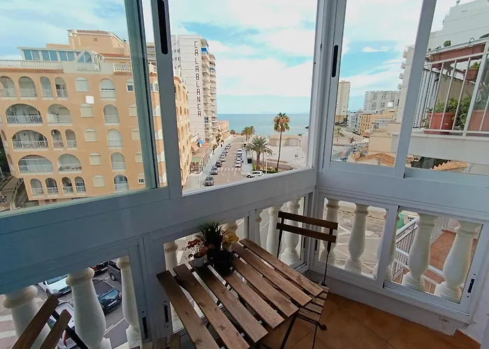 Seabreeze Lighthouse Apartment