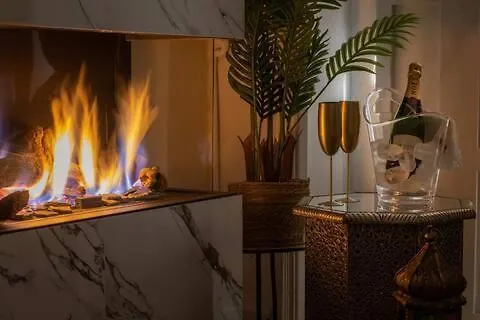 Arabica Suites - Lujosos Apartamentos con Chimenea en Granada - Centro