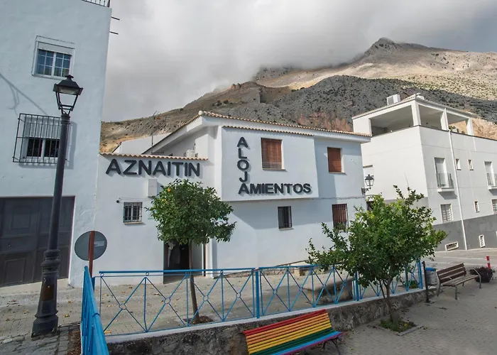 Hotel Rural Aznaitín