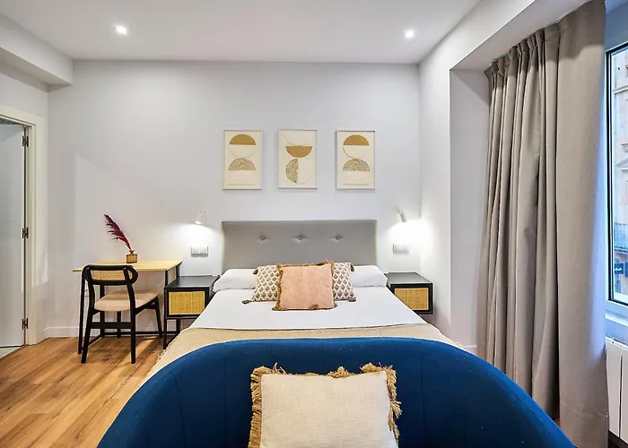 Apartamentos Esperanza by gaiarooms