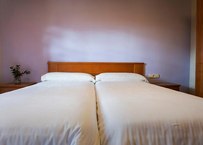 Hotel Panadería y Bungalows Ligüerre de Cinca,