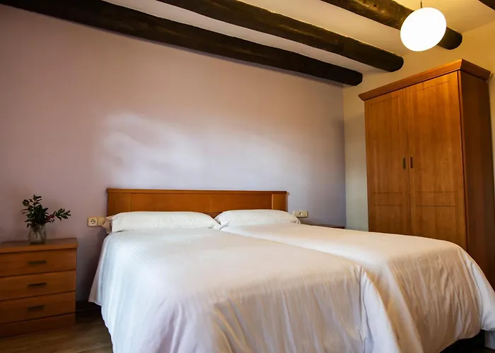 Hotel Panadería y Bungalows Ligüerre de Cinca,