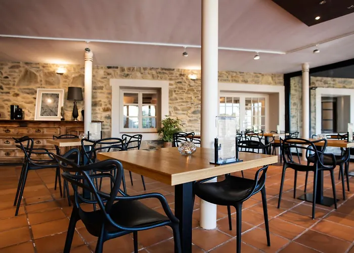 La Pedania - Hotel Panaderia Y Bungalows Ligueerre De Cinca,
