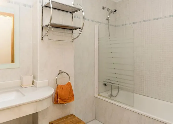 Casa Junto Golf La Sella Y Centro Budista Sakya