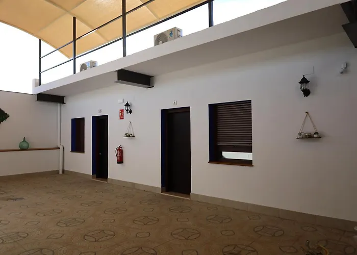 Hospedium Hostal La Paz Parking Gratis