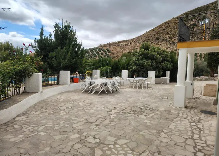 Casa rural en Castril - HUERTA MARTIN - Escapada con Piscina en Sierra de Castril -