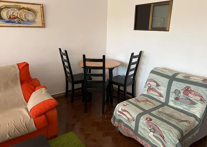 Cozy Apartment Close To The Beach For 2 Persons