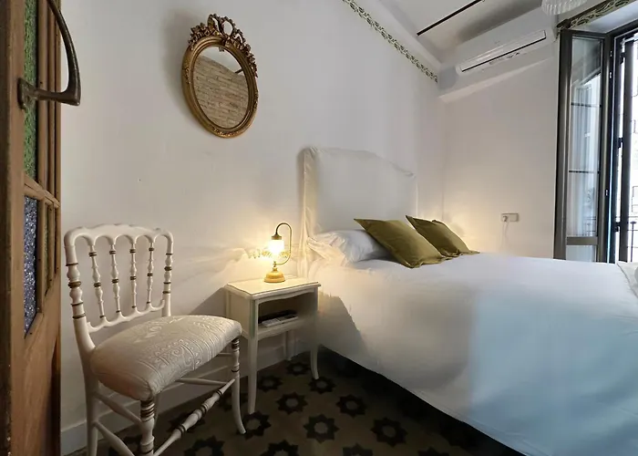 Tarraco Cathedral Cottage