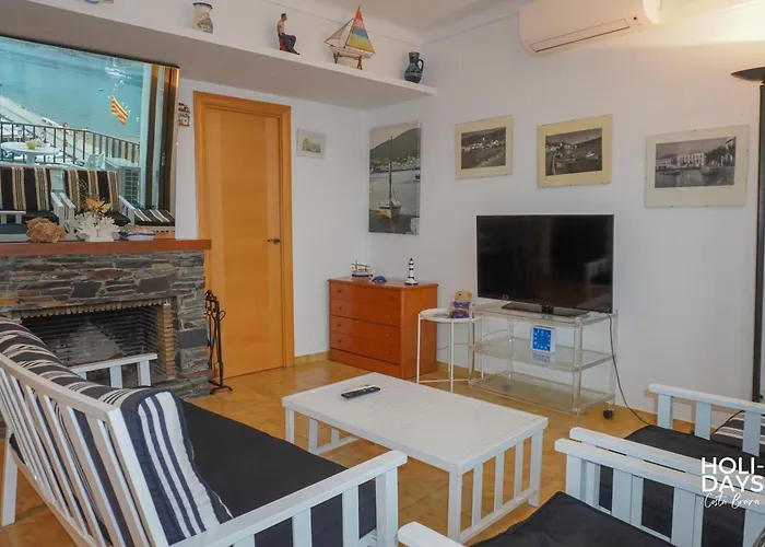 Port De La Selva Holidays Apart 2