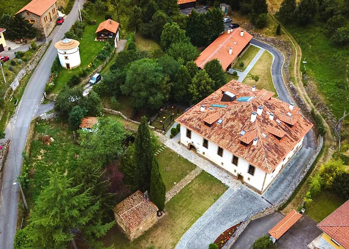 Hotel Palacio de Arriba