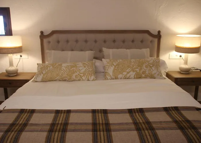 Hotel Rural Santui