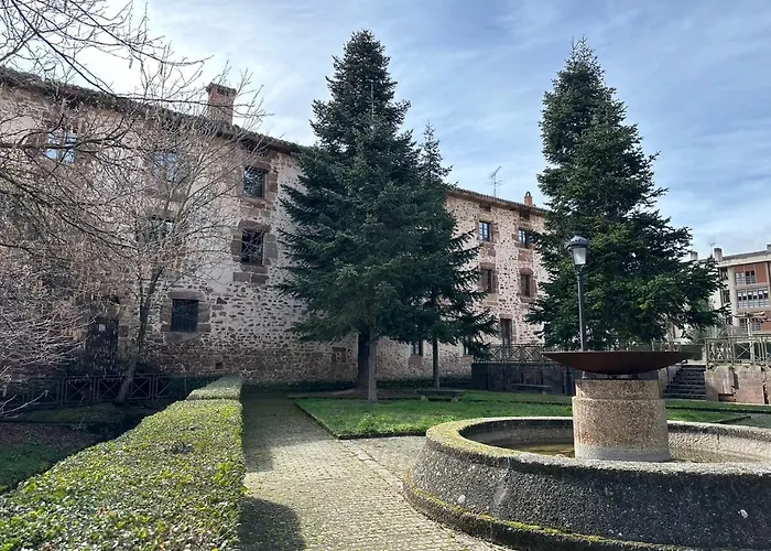 Hotel y Albergue Real Fabrica de Ezcaray