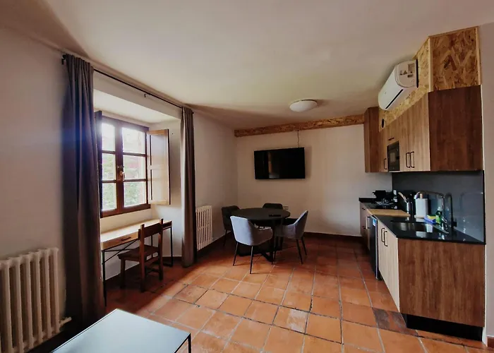 Hotel y Albergue Real Fabrica de Ezcaray