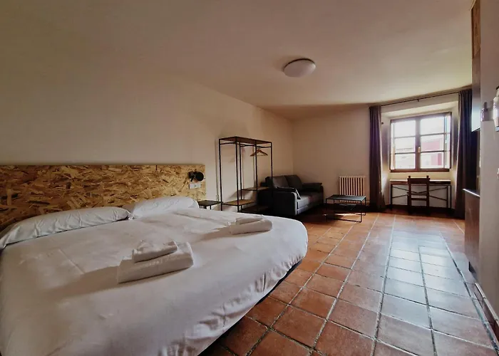 Hotel y Albergue Real Fabrica de Ezcaray