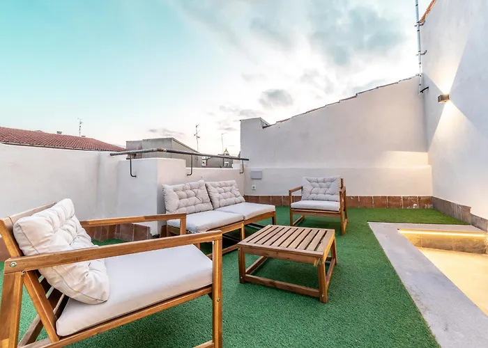 Ando Apartments Suites