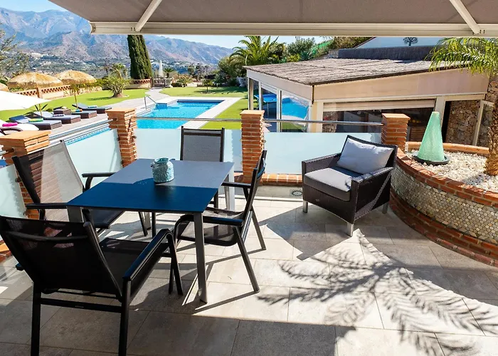 Exceptional Costa Del Sol Villa El Espuela For 10 Heated Pool Amazing Views & Quality
